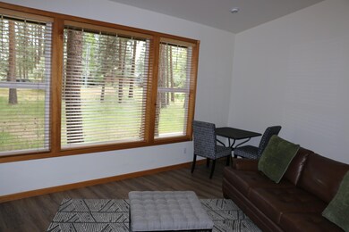 19570 E Campbell Rd, Bend, OR 97702 - photo 3