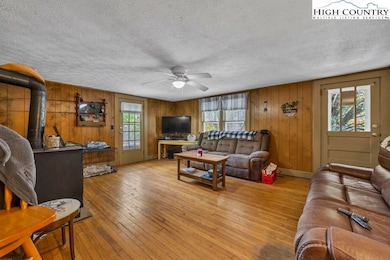 1068 Laurel Branch Rd, Vilas, NC 28692 - photo 7