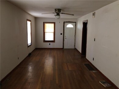 7126 Agnes Ave, Kansas City, MO 64132 - photo 4