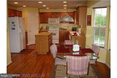 106 Fancy Ct, Stephens City, VA 22655 - photo 7