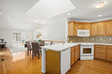 12 Blueberry Ln, Southborough, MA 01772 - photo 6