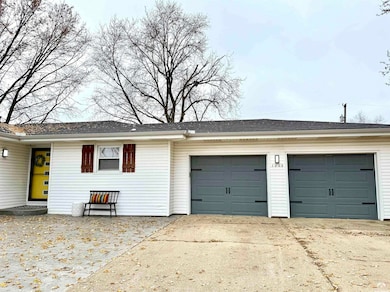 1509 Elm St, Eudora, KS 66025 - photo 2