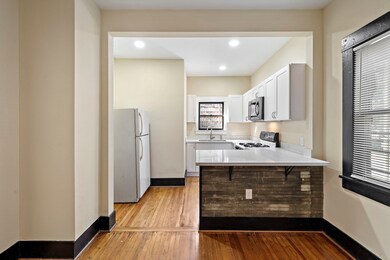 Good sized Kitchen with gas stove, microwave / vent and stainless steel sink. No dishwasher. Island seating for 2-3 folks!