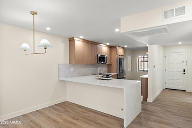 1319 E Susan Ln, Tempe, AZ 85281 - photo 3