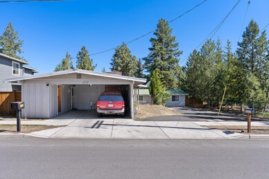 20096 Mcclellan Rd, Bend, OR 97702 - photo 2