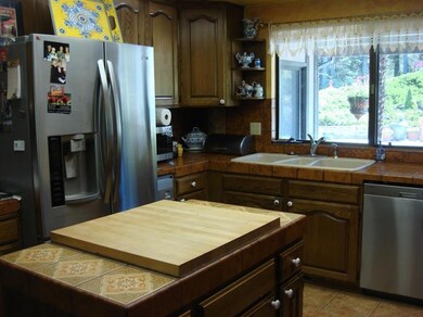 191 Clewis Ln, Grants Pass, OR 97526 - photo 2