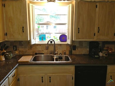 3216 Brookside Dr, Tyler, TX 75701 - photo 7