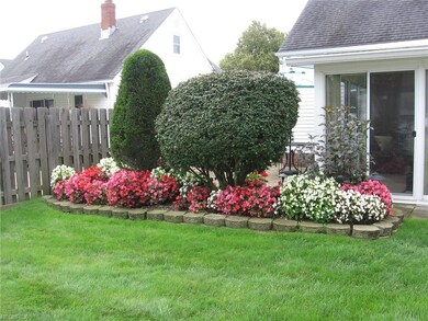 30101 Frank Dr, Wickliffe, OH 44092 - photo 4