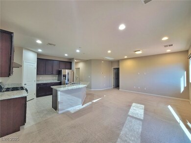 5652 Redwood St, Las Vegas, NV 89118 - photo 4
