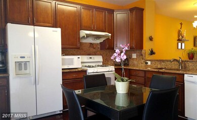 12826 Fox Fern Ln, Clarksburg, MD 20871 - photo 2