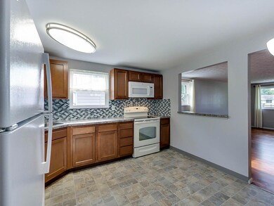 3898 Eakin Rd, Columbus, OH 43228 - photo 7