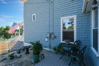 6 Arvard Lane, Stonington