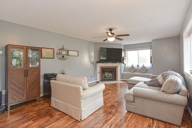 2 Loyalist Dr unit 2, Uxbridge, MA 01569 - photo 7