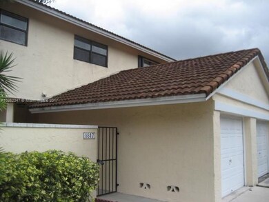 EXTERIOR HOME