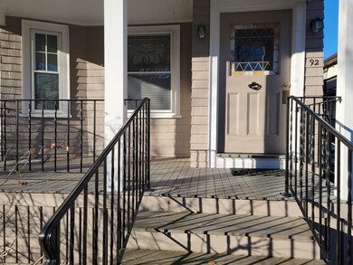 92 Oak Ave unit 1, Belmont, MA 02478 - photo 2