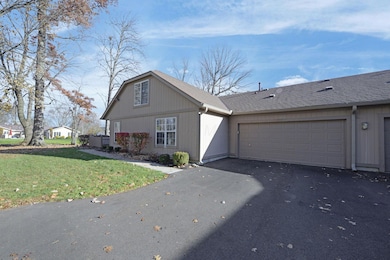 2548 Timberside Dr unit 2548, Columbus, OH 43235 - photo 5