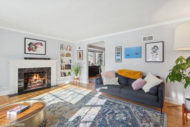 4426 Concord Ln, Skokie, IL 60076 - photo 5