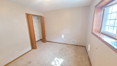 2924 Acorn Ct, Crown Point, IN 46307 - photo 7