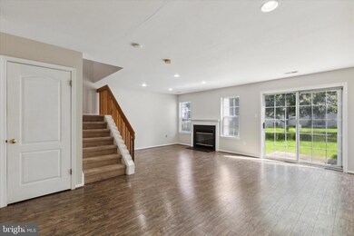 3203 Carriage Ct, North Wales, PA 19454 - photo 4