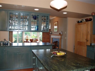 616 Golf Course Rd, South Burlington, VT 05403 - photo 7