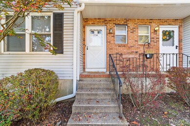 114 Brookview Cir, Jamesburg, NJ 08831 - photo 3