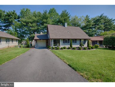 19 Montclair Ln, Willingboro, NJ 08046 - photo 2