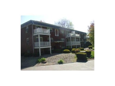 11 Stonehenge Dr unit 11, Greenville, RI 02828 - photo 2