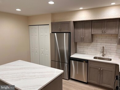 2902 State Hill Rd unit E5, Reading, PA 19610 - photo 6