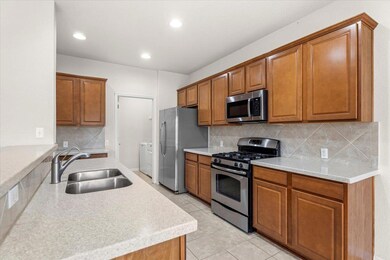 20512 Raptor Roost Rd, Pflugerville, TX 78660 - photo 2