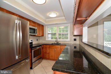 12830 Mill Brook Ct, Woodbridge, VA 22192 - photo 5