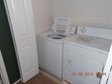 Lauren Creek Washer & Dryer