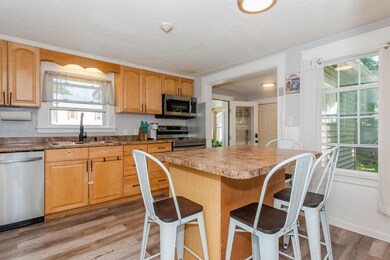 18 Harding St, Rochester, NH 03867 - photo 5