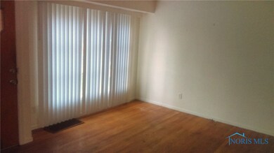 2324 108th St, Toledo, OH 43611 - photo 7