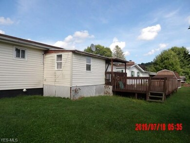 244 N Meadowlark Dr, Williamstown, WV 26187 - photo 6