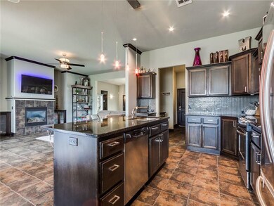 17713 Sparrowhawk Ln, Edmond, OK 73012 - photo 3