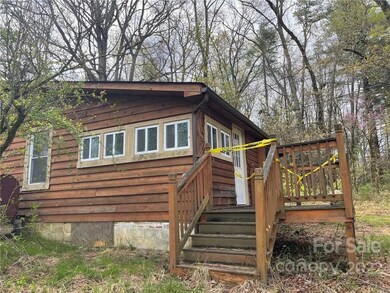 3918 Howard Gap Rd, Hendersonville, NC 28792 - photo 2