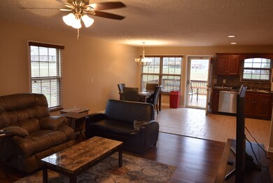 416 Woodrow St, Manchester, TN 37355 - photo 2