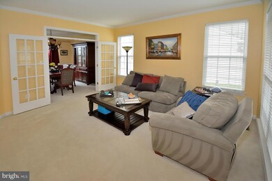 26178 Murrey Dr, Chantilly, VA 20152 - photo 3