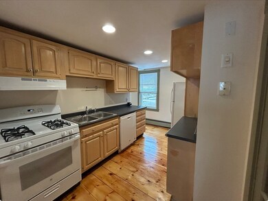 9 Hodges Ct unit 2, Salem, MA 01970 - photo 6