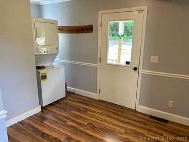 215 Sherman Ave, Hamden, CT 06518 - photo 7