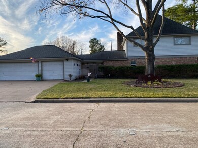 7730 Club Lake Dr, Houston, TX 77095 - photo 3
