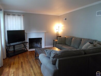 2916 SW 20th St, Topeka, KS 66604 - photo 5