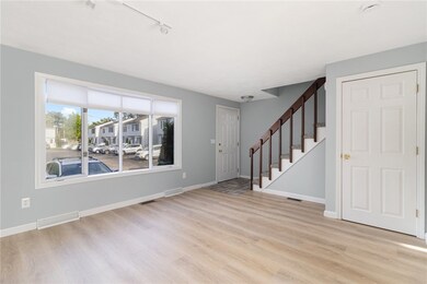 23 Benefit St unit 14, Warwick, RI 02886 - photo 4