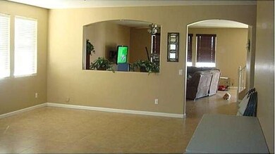 2nd view of famiy room