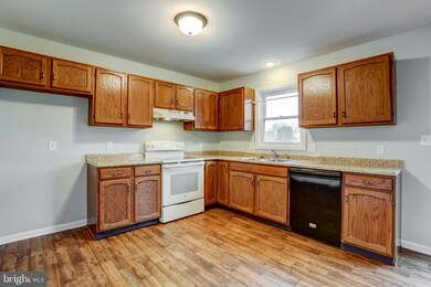 256 W Fulton St, New Holland, PA 17557 - photo 6