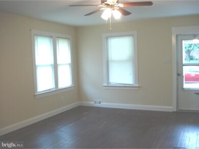 129 E Linden Ave, Lindenwold, NJ 08021 - photo 5