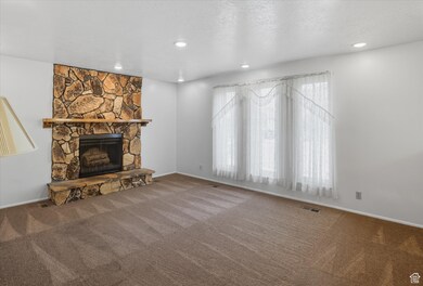 617 E 405 S, Layton, UT 84041 - photo 7