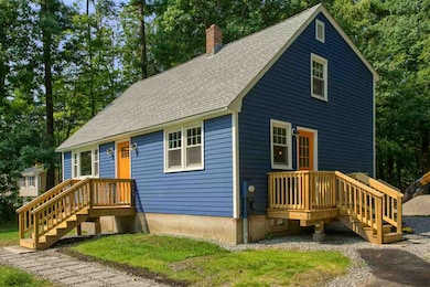 9 Judy Dr, Londonderry, NH 03053 - photo 4