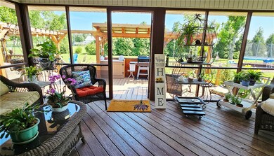 Screened in porch