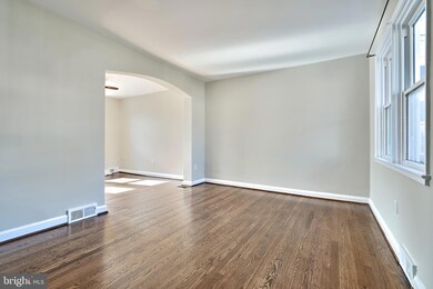 1433 Cedarcroft Rd, Baltimore, MD 21239 - photo 5